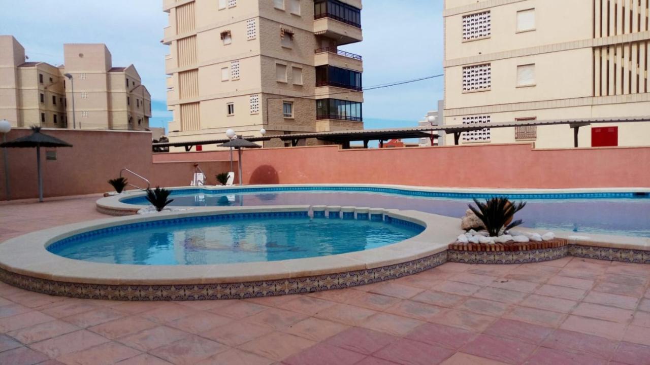 Apartamento En Arenals Del Sol Lägenhet Arenales del Sol Exteriör bild
